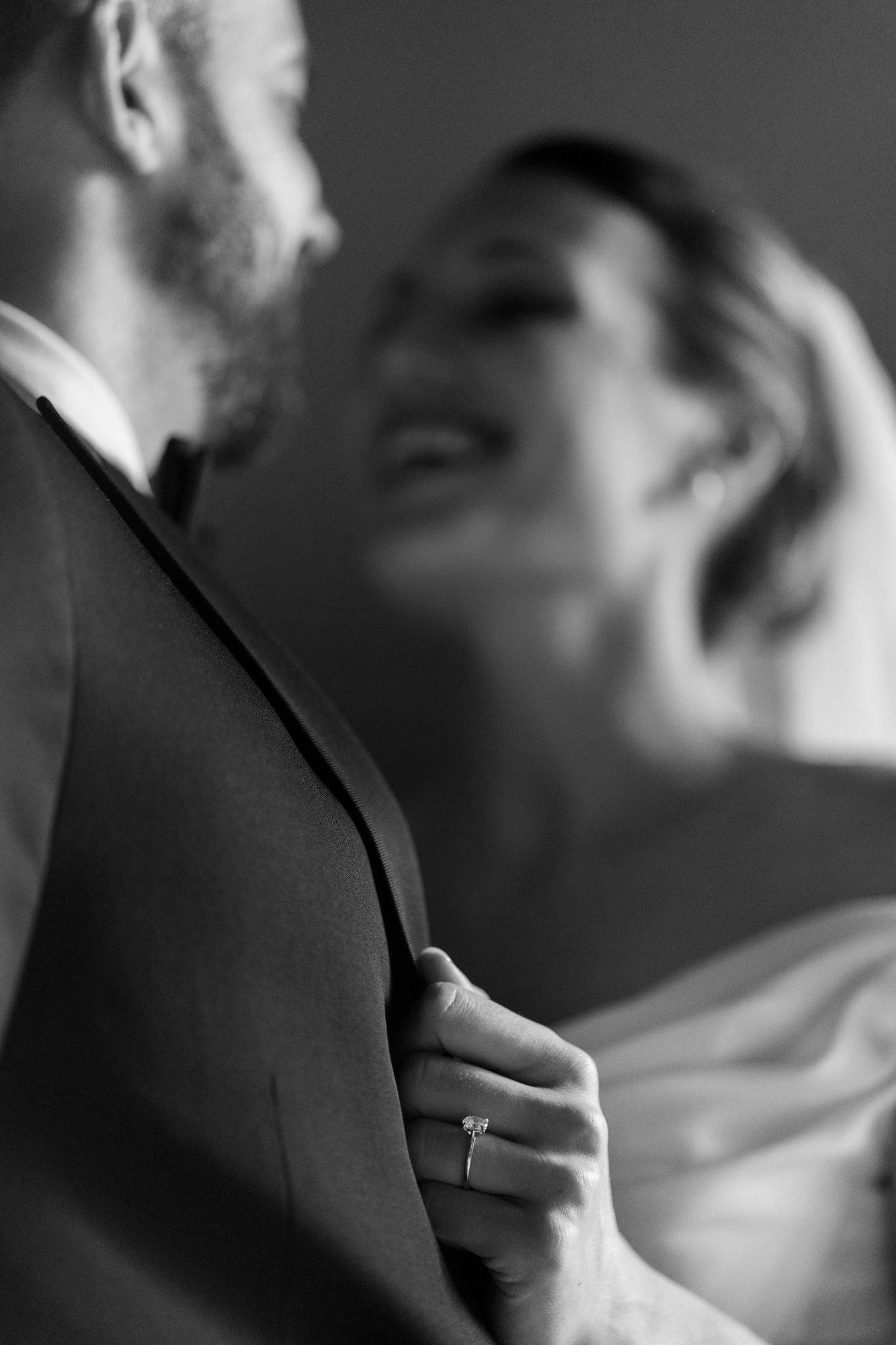 A candid portrait moment between Matthew and Rachael.